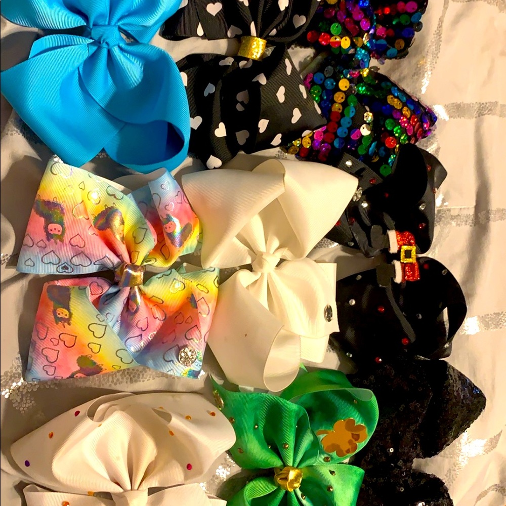 Jojo bows